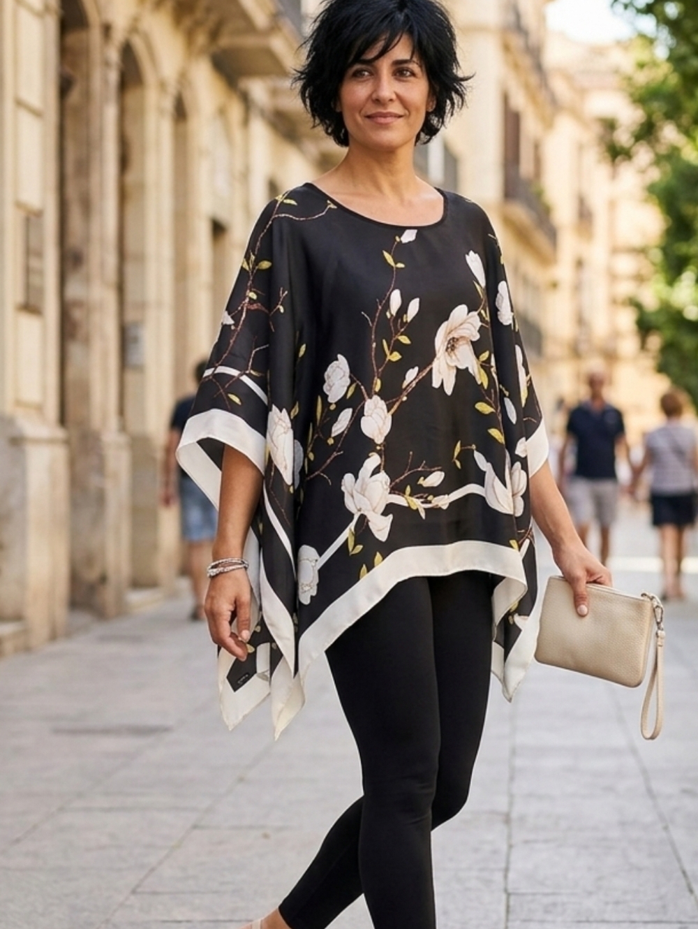 New Bohemian Black & Cream Floral Lightweight Shawl One Size - Picture 3 of 4